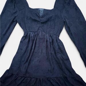 Hot Topic Black Long Sleeve Dress